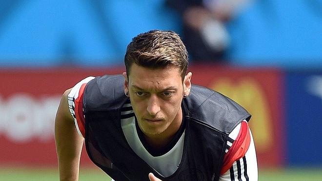 Özil marca tendencia