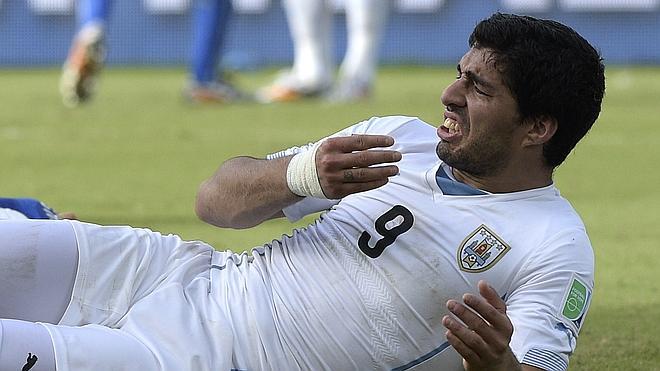 La FIFA abre un procedimiento disciplinario a Luis Suárez