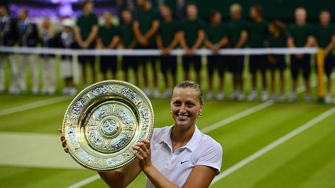 Kvitova destroza por la vía rápida a Bouchard y conquista su segundo Wimbledon