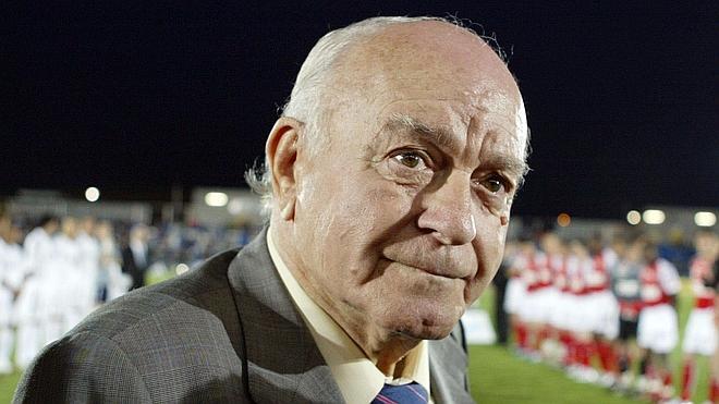 Alfredo di Stéfano, en coma