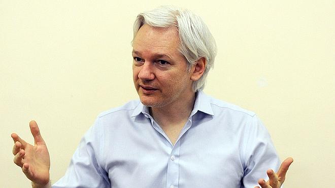 La justicia sueca mantiene la orden de detención contra Julian Assange