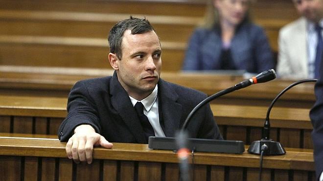 Pistorius vende su casa para pagar a sus abogados