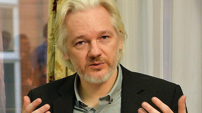 Assange dice que EE UU puso «precio» sobre su cabeza