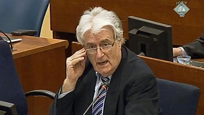 El fiscal de La Haya pide cadena perpetua contra Karadzic
