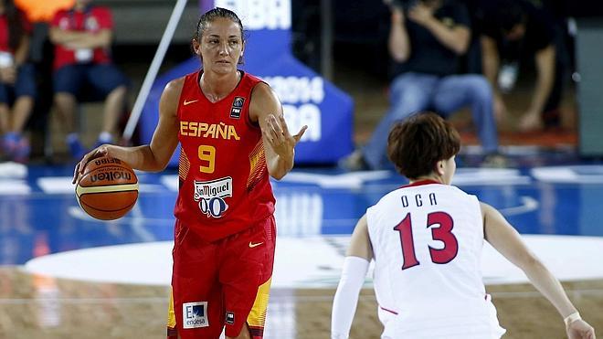 España debuta en el Mundial con un cómodo triunfo