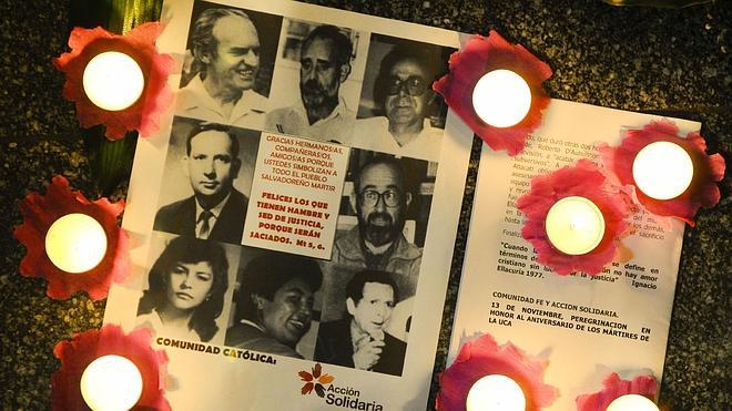 La Audiencia Nacional seguirá investigando el asesinato de cinco jesuítas españoles