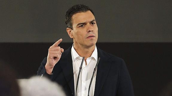 Sánchez pide «roja directa» para los que usaron la tarjeta 'black': «No caben en el PSOE»