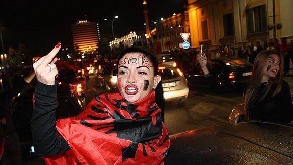 La batalla campal de Belgrado ilustra el odio entre comunidades balcánicas