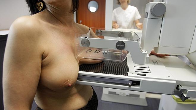 Un estudio afirma que una mutación protege a las latinas del cáncer de mama
