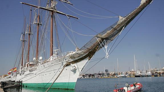 Detenidos por narcotráfico otros dos marineros del Juan Sebastián Elcano