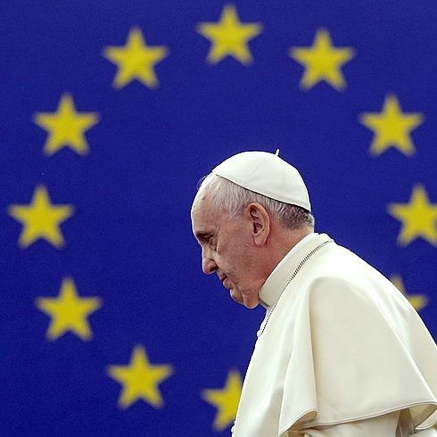 El Papa insta a una Europa «envejecida» a que redescubra su «alma buena»