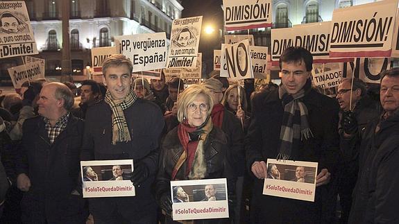 Rosa Díez resta importancia al fiasco en la Puerta del Sol: «El objetivo no era rodear el Palacio de Invierno»