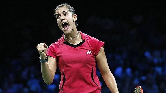 Un conflicto con la imagen pone en riesgo el Europeo Mixto de Carolina Marin