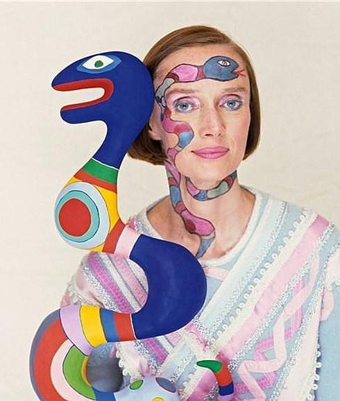 Niki de Saint Phalle, destruyendo a la mujer florero