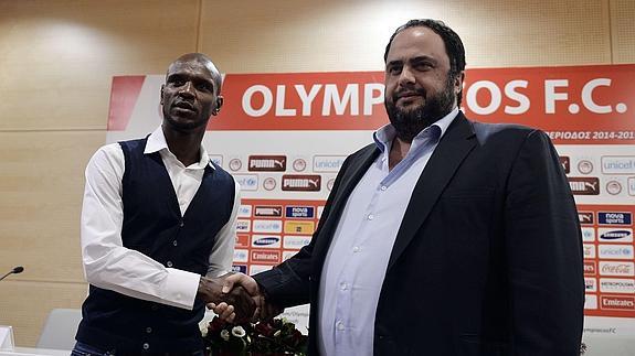Abidal acepta la oferta del Olympiacos