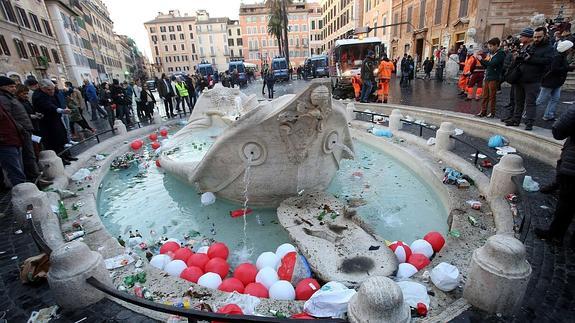 Hinchas del Feyenoord causan el caos en Roma