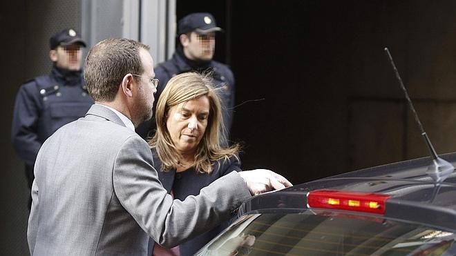 Mato recoge, entre insultos, el auto del 'caso Gürtel'