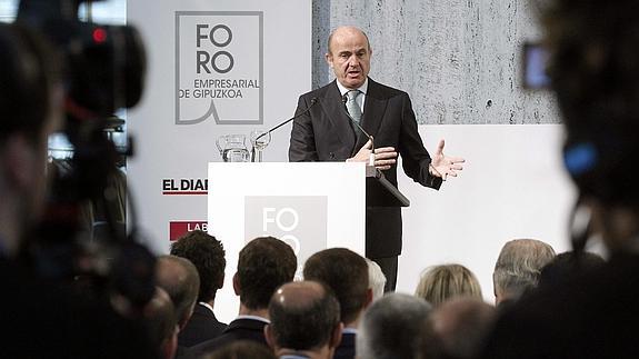 De Guindos: «España está en condiciones de iniciar un ciclo de crecimiento»