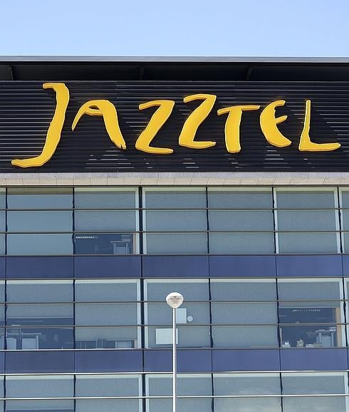Bruselas aprueba con condiciones la compra de Jazztel por parte de Orange