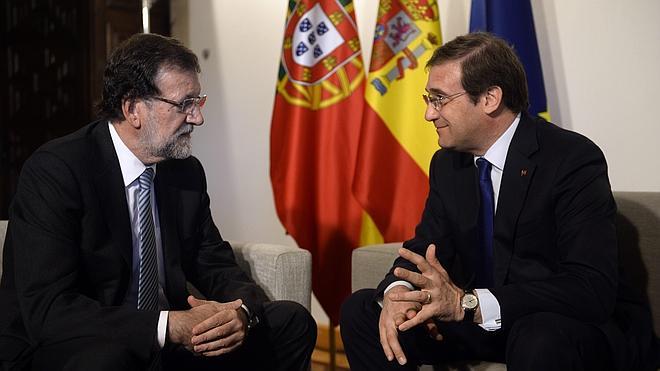 Rajoy descarta «lo que se entiende por crisis» de Gobierno