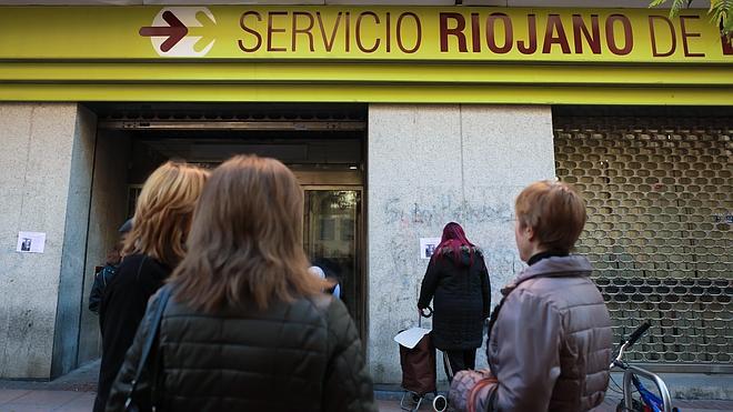 El paro amenaza con volverse crónico para uno de cada dos desempleados mayores de 45 años