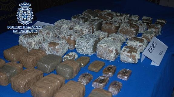 Desarticulada una organización de traficantes que ocultaba la droga en cajas fuertes