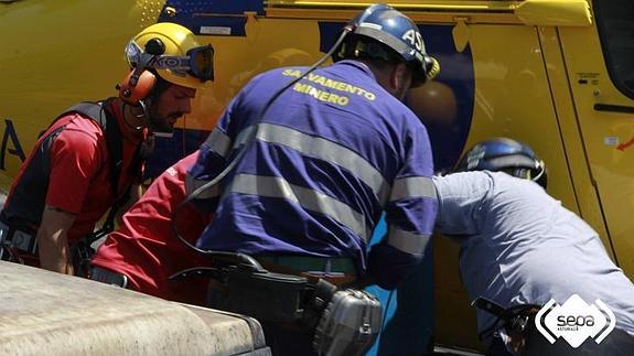 Aparece muerto el minero atrapado en el pozo de Cerredo tras hundirse un túnel