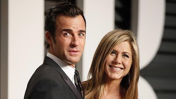 Jennifer Aniston se casa por sorpresa con Justin Theroux