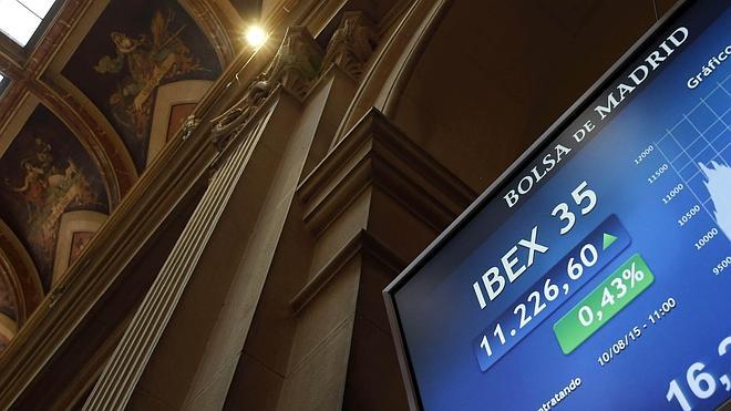 La segunda devaluación del yuan propina al Ibex-35 un descenso del 2,44%