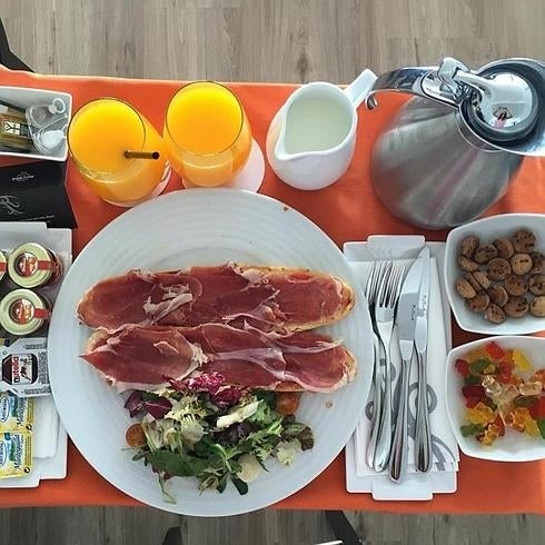 Las famosas y su 'manía' de compartir las fotos de comida en Instagram