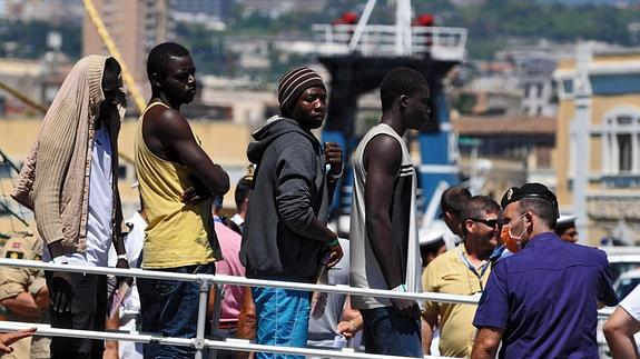 Rescatados 4.700 inmigrantes frente a las costas italianas en las últimas horas