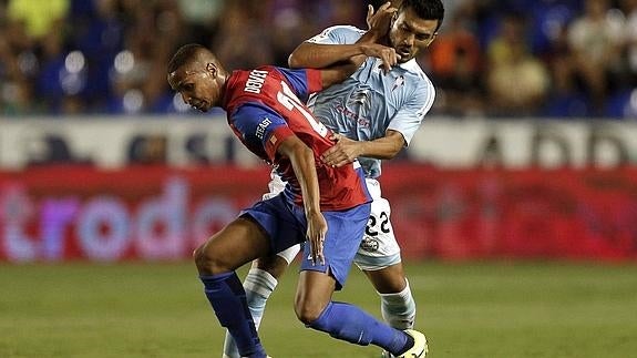 El Celta aprovecha 85 minutos de superioridad numérica