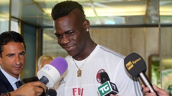 Balotelli vuelve cedido al Milan