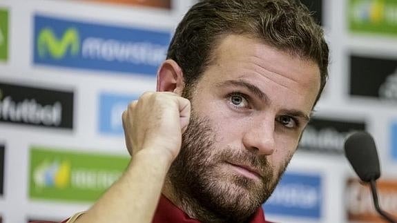 Mata: «A De Gea le viene bien en este momento la selección»