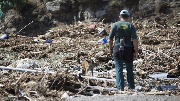 Hallan a una cuarta víctima mortal de las riadas en la costa de Granada