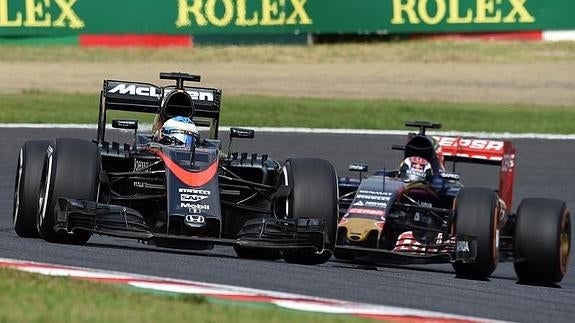 Alonso se harta de rumores: seguirá en McLaren