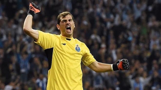 Casillas se venga de Mourinho