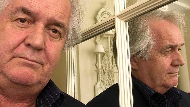 Henning Mankell planta cara a la muerte