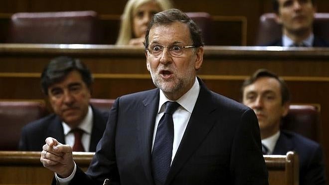 La oposición acusa al Gobierno de «mentir más que habla» en la última sesión de control