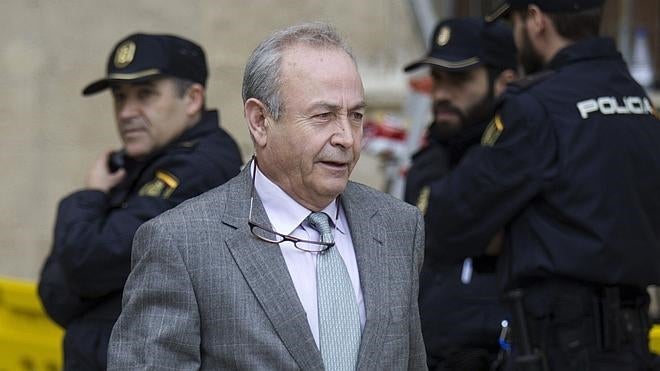 El juez Castro apunta a que el PP remodeló su sede de Génova con dinero de comisiones