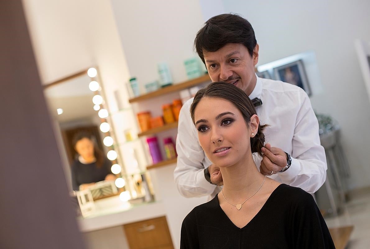 De una original trenza a un moño en segundos