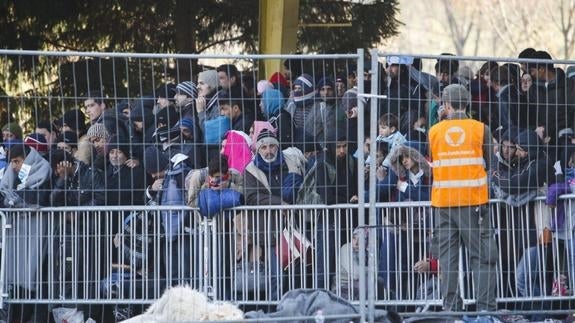 Eslovenia levantará barreras en la frontera con Croacia para frenar la llegada de refugiados