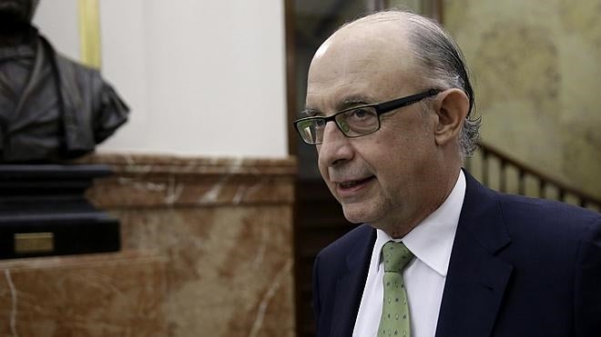 Montoro reprocha a la AIReF «crear problemas donde no los hay»