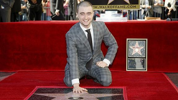 Daniel Radcliffe recibe su estrella en el Paseo de la Fama de Hollywood