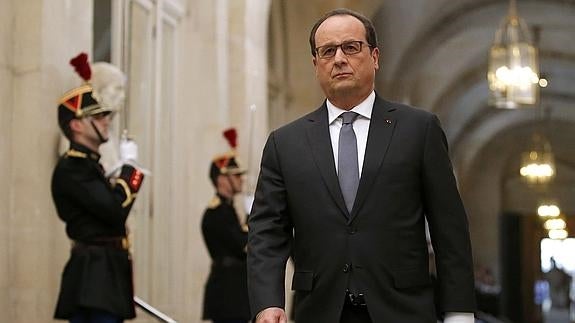 Hollande: «Intensificaremos nuestra actuación en Siria»