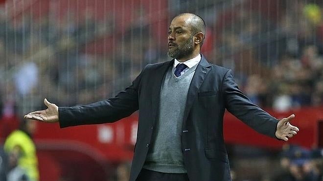 Nuno dimite como técnico del Valencia