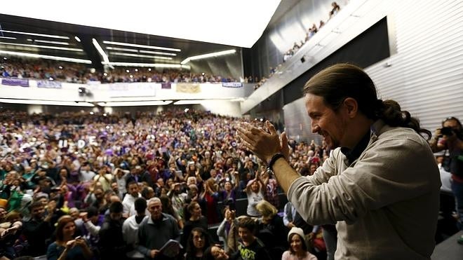 Pablo Iglesias cuelga el cartel de completo en Sevilla