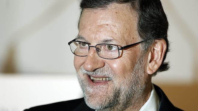 Rajoy rechaza «cambiar su forma de hacer campaña» tras la agresión