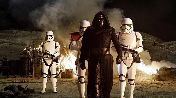 'Star Wars' dispara la taquilla del fin de semana a 14 millones