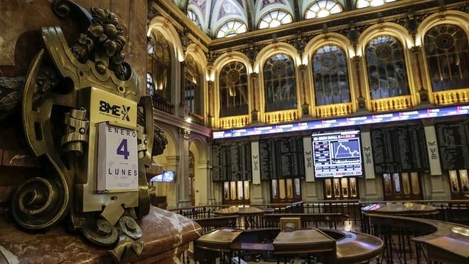 La Bolsa inicia un 2016 convulso con una caída del 2,4% tras el desplome de China